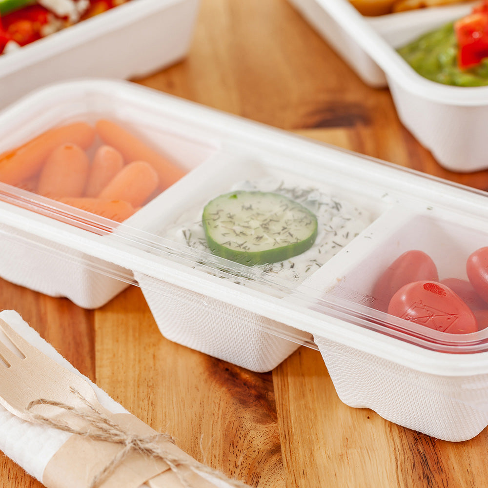 Pulp Tek Rectangle Clear Plastic Flat Lid - Fits Bagasse Catering Container - 100 count box