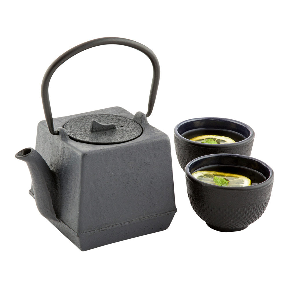 Tetsubin 27 oz Square Black Cast Iron Teapot - 5 1/2" x 4 1/4" x 7 1/4" - 1 count box