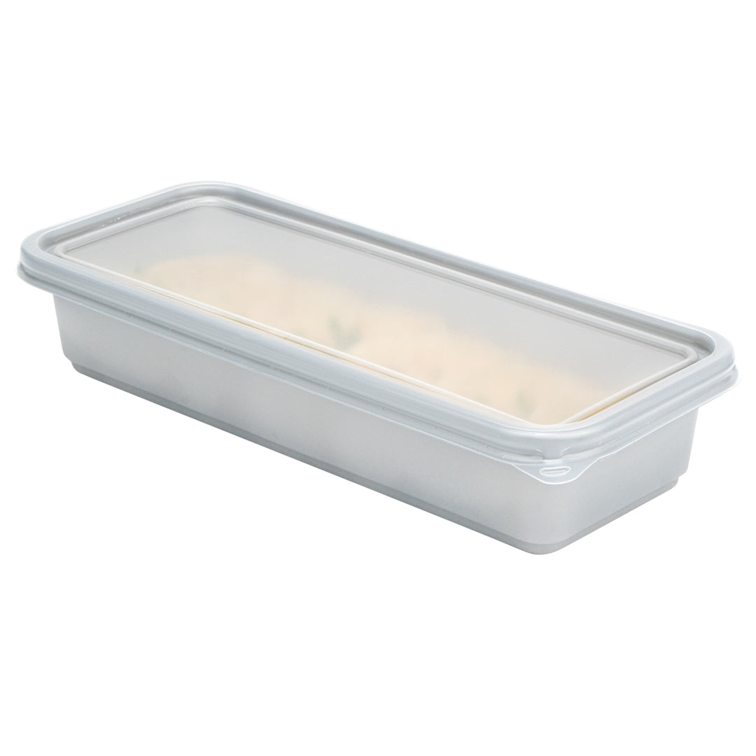 Futura 20 oz Silver Plastic Catering Container - with Clear Lid, Microwavable - 8 3/4" x 3 3/4" x 1 3/4" - 100 count box